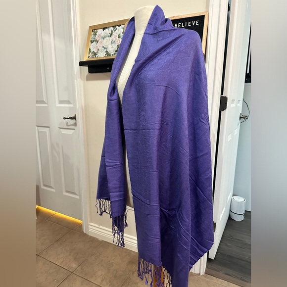 Multi color wool & pashmina scarves - Picture 7 of 8